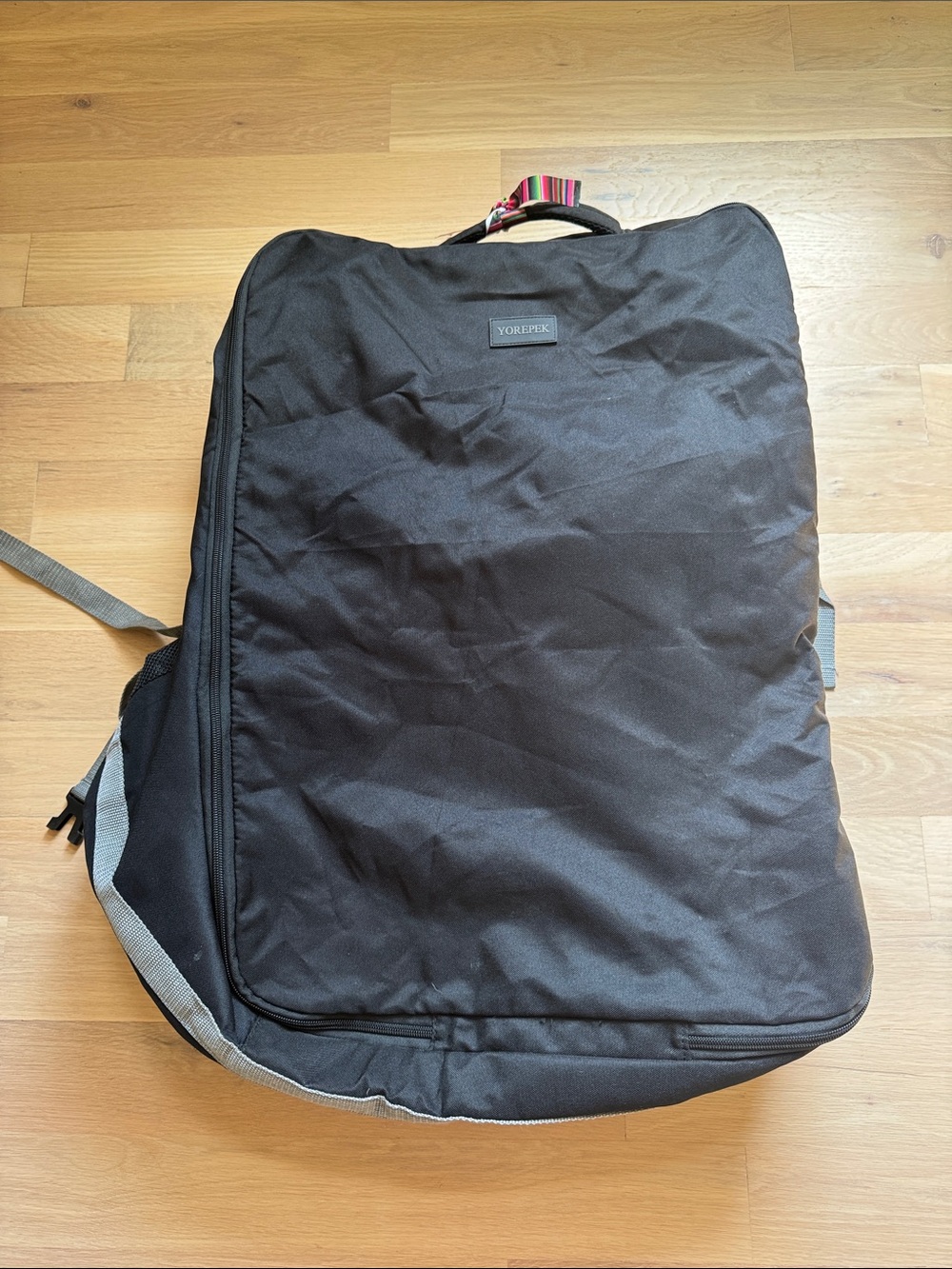 Yorepek Padded Car Seat Travel Bag Backpack